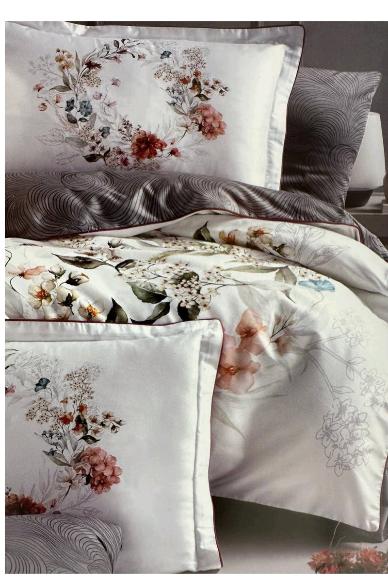 Delcina Floral